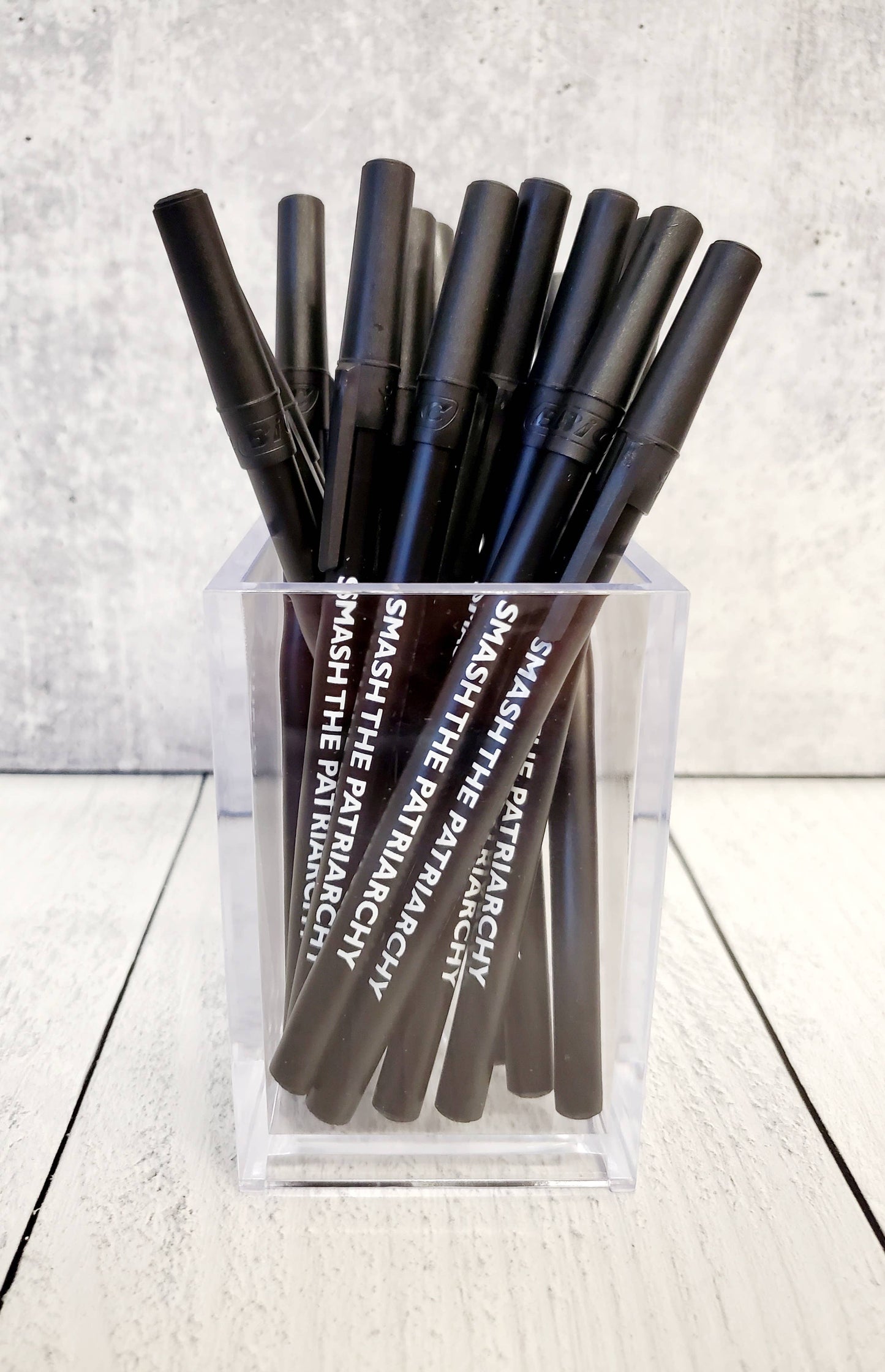 Smash the Patriarchy Feminist Loose Pens in Acrylic Cup