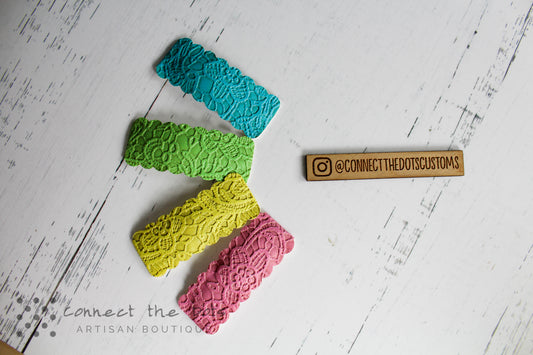 Spring Lace Snap Clips Set