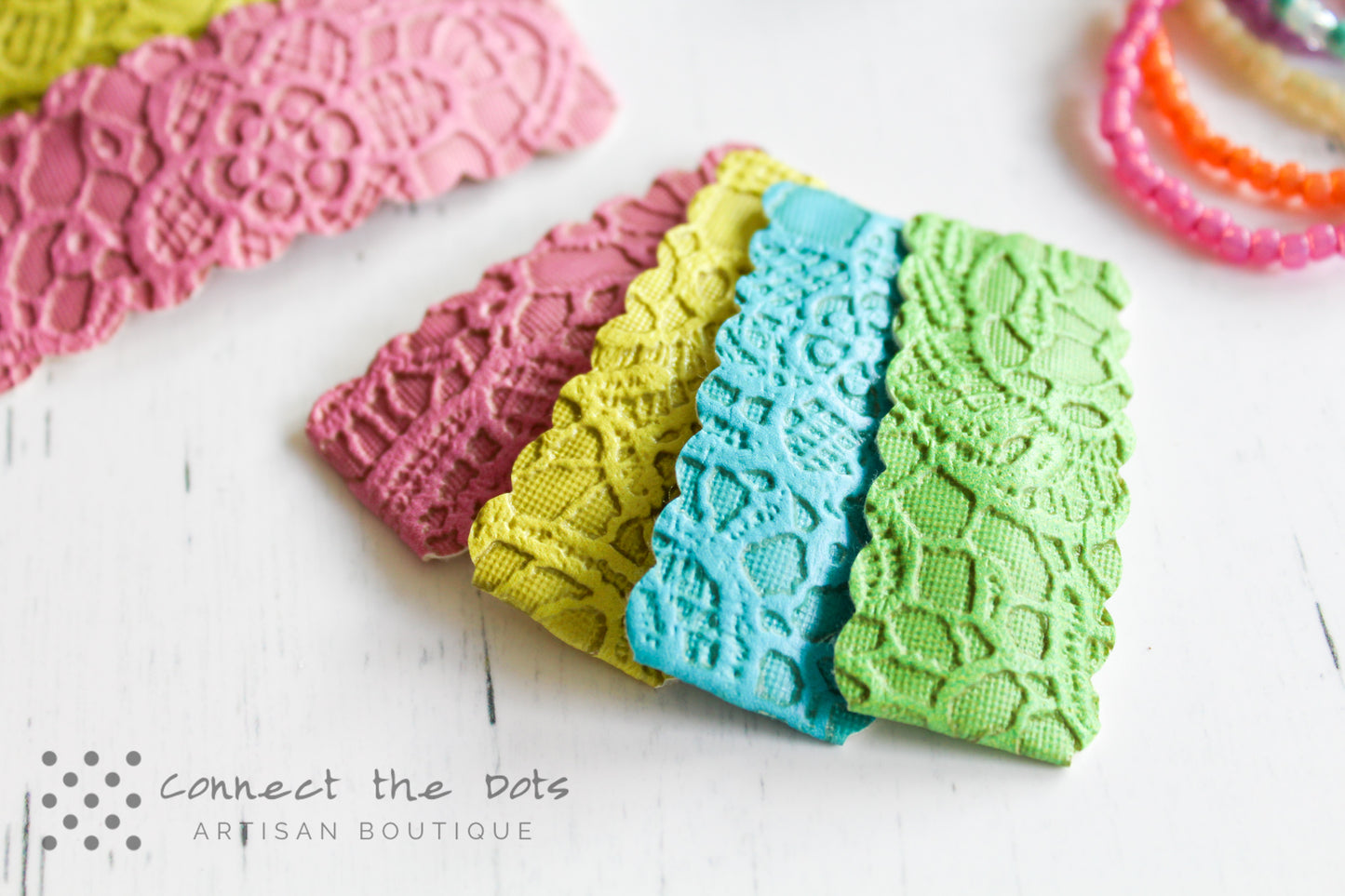 Spring Lace Snap Clips Set